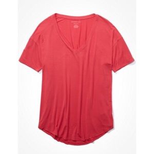 🔥SALE🔥 NEW AMERICAN EAGLE SOFT & SEXY OVERSIZED V-NECK T-SHIRT BRIGHT RED XL